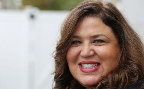 简单的丰胸方法有哪些