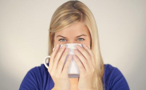 女人胸部发育是在什么时期