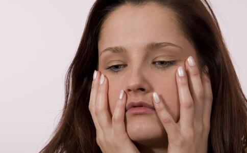 胸?。拷棠闳绾畏嵝乇＝? title=