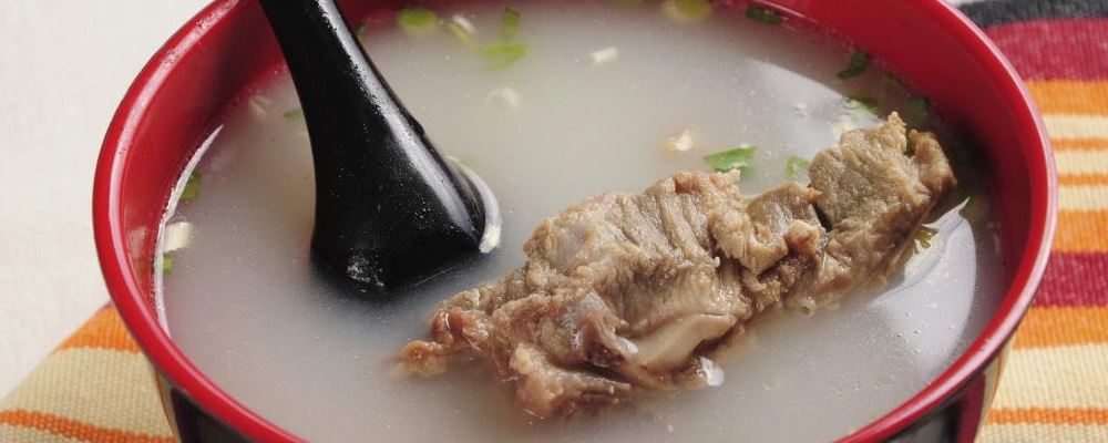 日常导致女性平胸的几个原因