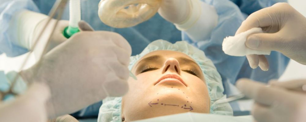 哪些运动可以让你的胸部变大