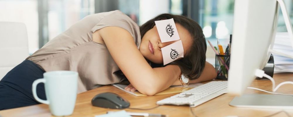 五个丰胸动作让你的胸部变得更大