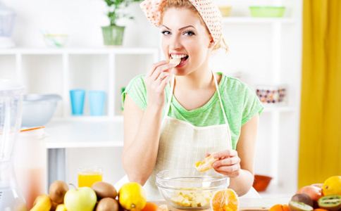 怎么让乳房变大 抓住两大时期丰胸效果好