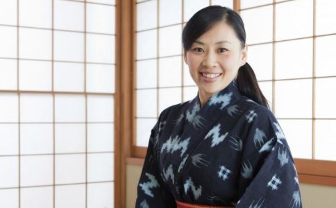 产后如何保养胸部 关键看有没有用对方法