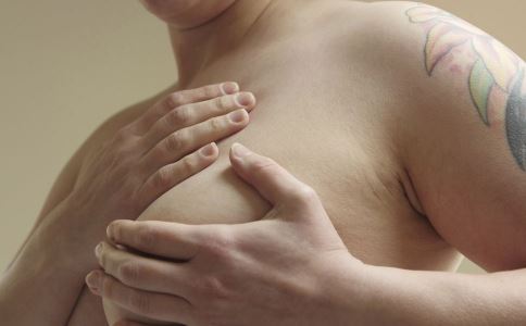 隆胸后还可以哺乳吗？