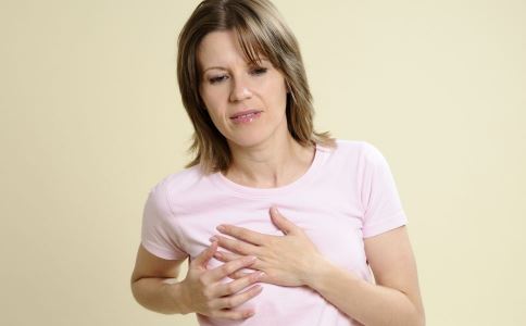 假体隆胸后警惕4大问题