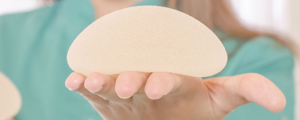 假体隆胸会痛吗？假体隆胸注意8大后遗症