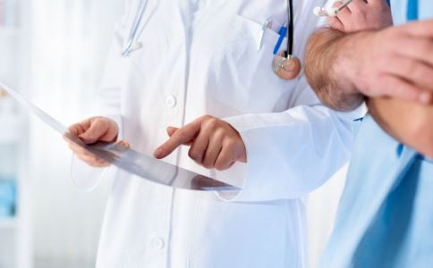 改善产后松弛下垂乳房 辣妈小S教你丰胸高招