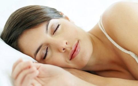 让你告别无胸女的两大丰胸药膳