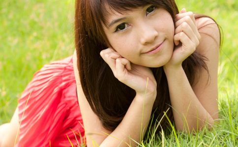 8大快速丰胸法 轻松升级C罩杯