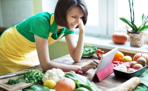 能够吃出傲人上围的丰胸食谱