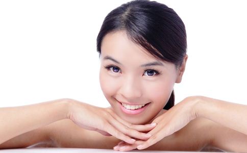 如何快速丰胸 拥有好胸型