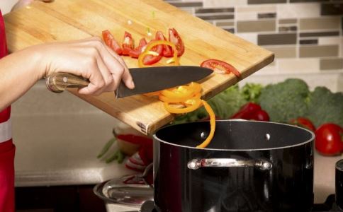 精油到食疗 丰胸秘籍大整合