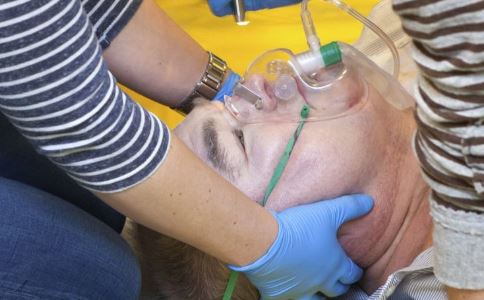 注射隆胸哪种安全一些