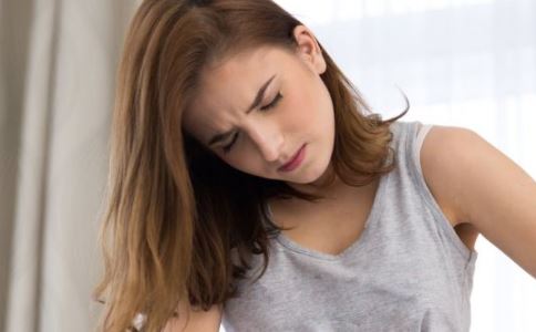 注射隆胸有哪些危害 警惕注射隆胸的几大危害