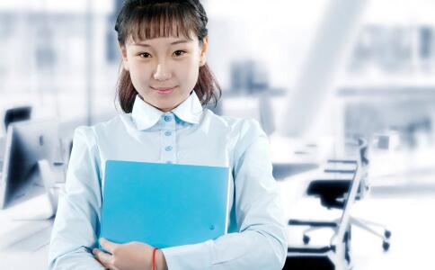 双平面隆胸技术会伤害乳腺吗？双平面隆胸技术切口明显吗？