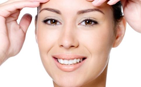 脂肪填充隆胸痛吗