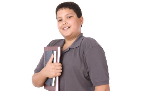 进行缩小乳房手术时，选择医院的标准