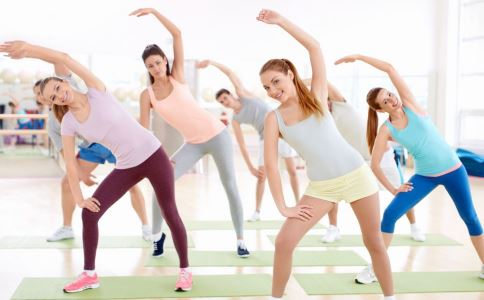 假体隆胸后要不要按摩胸部