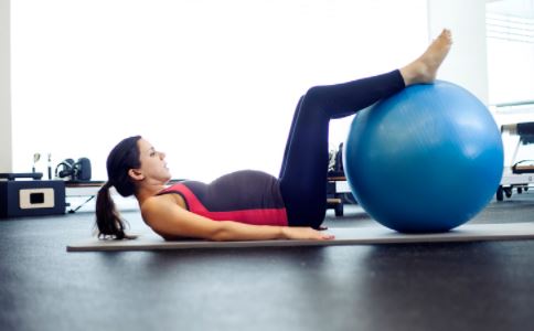 平胸女性做丰胸安不安全