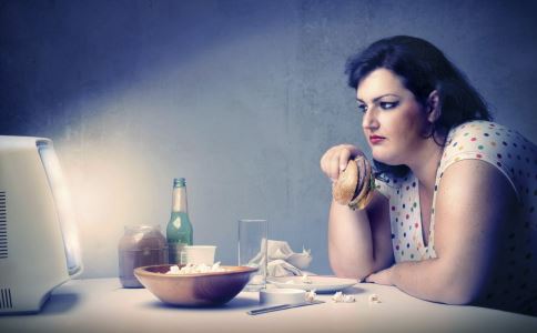 假体隆胸多久变得柔软呢？