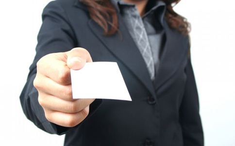 假体隆胸手术三个月左右恢复自然