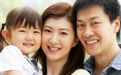 假体隆胸手感硬是怎么回事