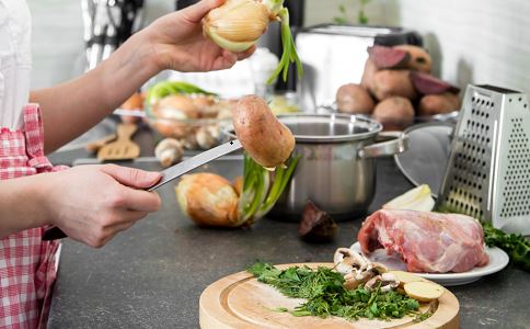 假体隆胸注意什么