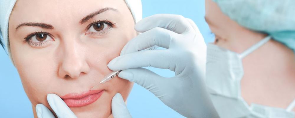 假体隆胸后的胸部可以大力揉搓吗