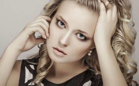 隆胸手术攻略：假体隆胸手术是怎么做的？