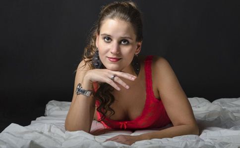 假体隆胸恢复期多久可以喝酒