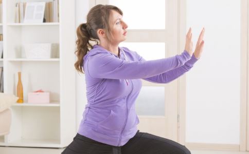 隆胸术后可以摸吗