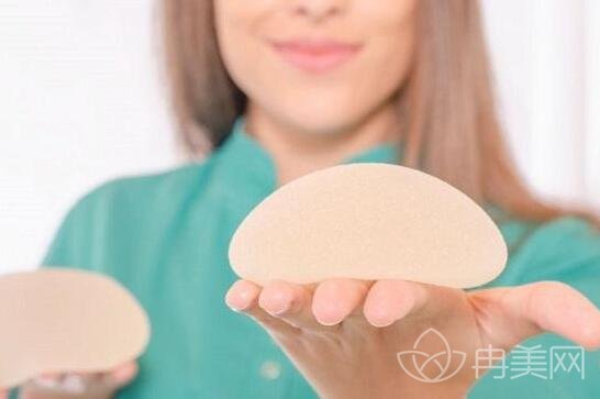 琴面假体隆胸是什么呢?优点有哪些?副作用和伤害有哪些?