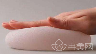 【注意事项】胸部假体取出后，怎么护理才是帮助*?