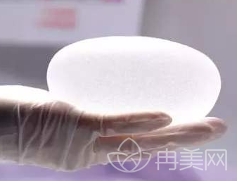 假体隆胸优点有哪些？术后护理需要注意哪些问题？