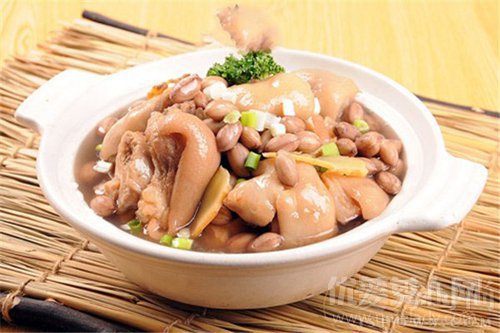 五大丰胸食谱让你变身大胸妹！