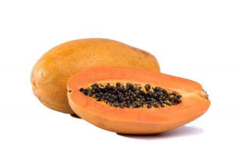 用温水擦洗乳房 日常6个护理让胸部丰满坚挺