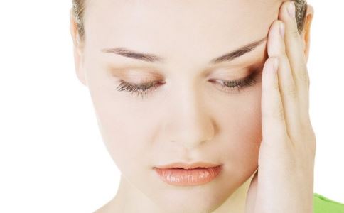 丰胸动起来 五招丰胸操塑造完美性感曲线