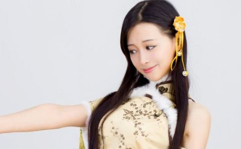 女性养生：运动+食疗 让你轻松丰胸