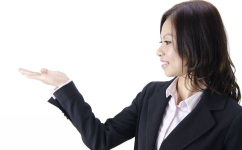 胸部瑜伽动作美妆15分钟丰胸又美胸